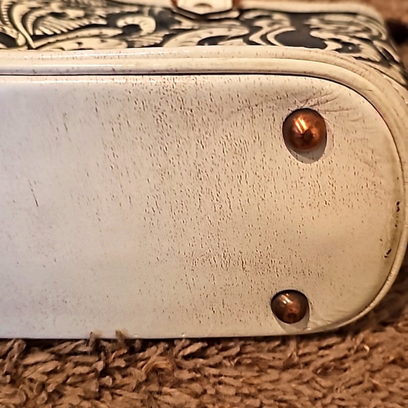 Patricia Nash Black and White Shoulder Bag - Picture 7 of 13